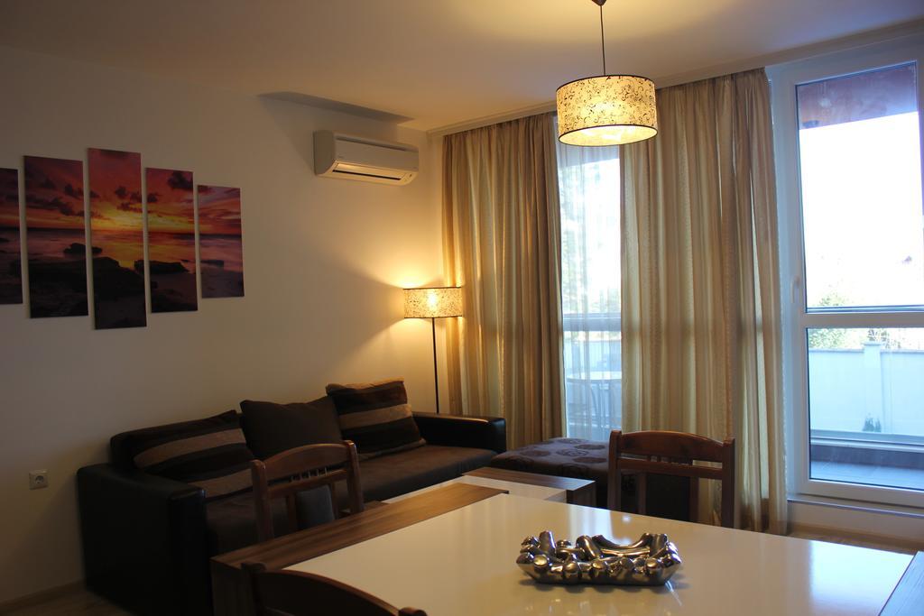 Prestige Home Apartment Saints Constantine and Helena Room photo